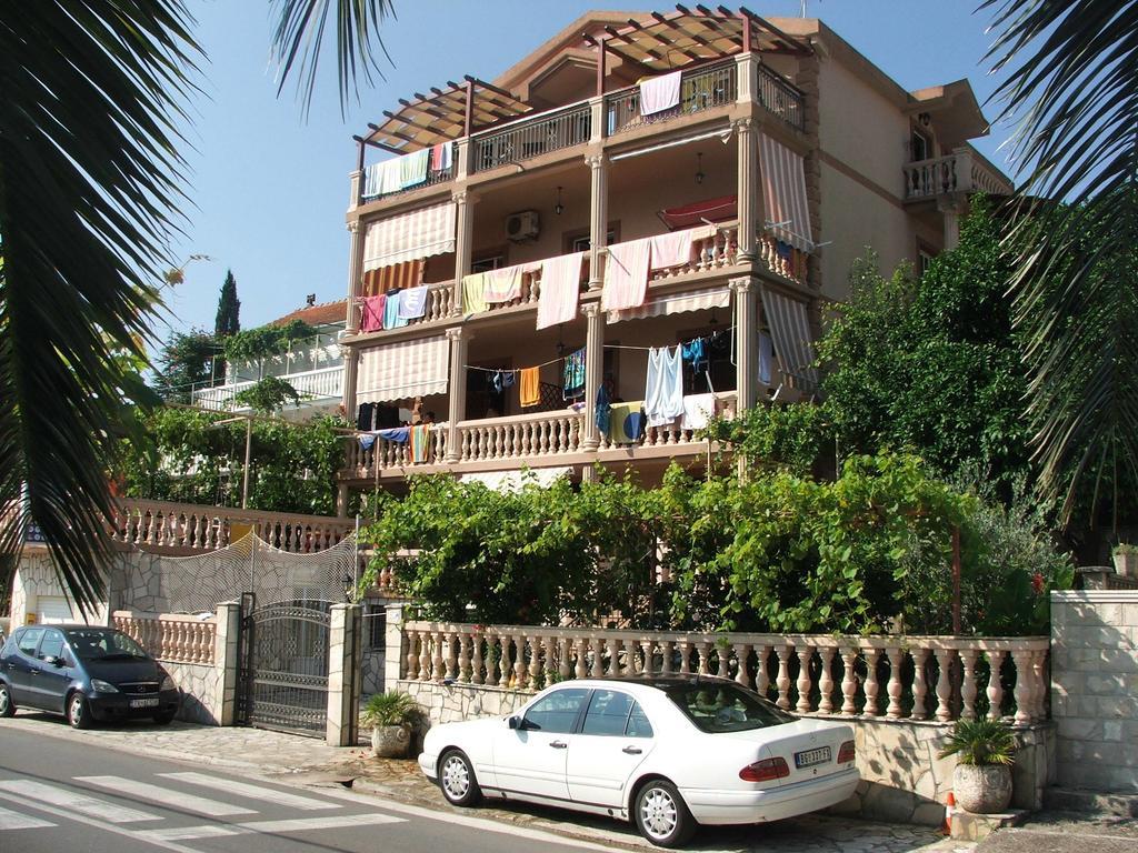 Apartments Klakor Тиват Екстериор снимка